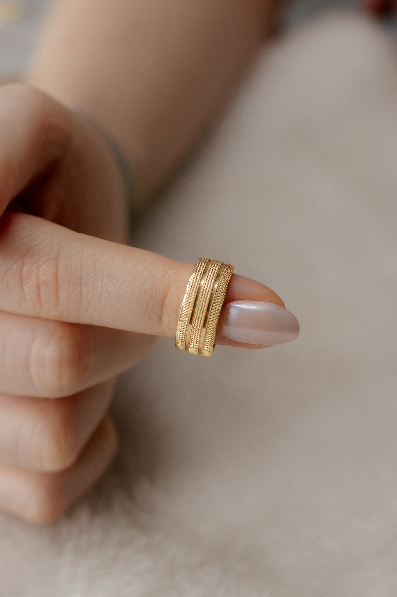 Alianças de Casamento Magnus 5mm Ouro 18K