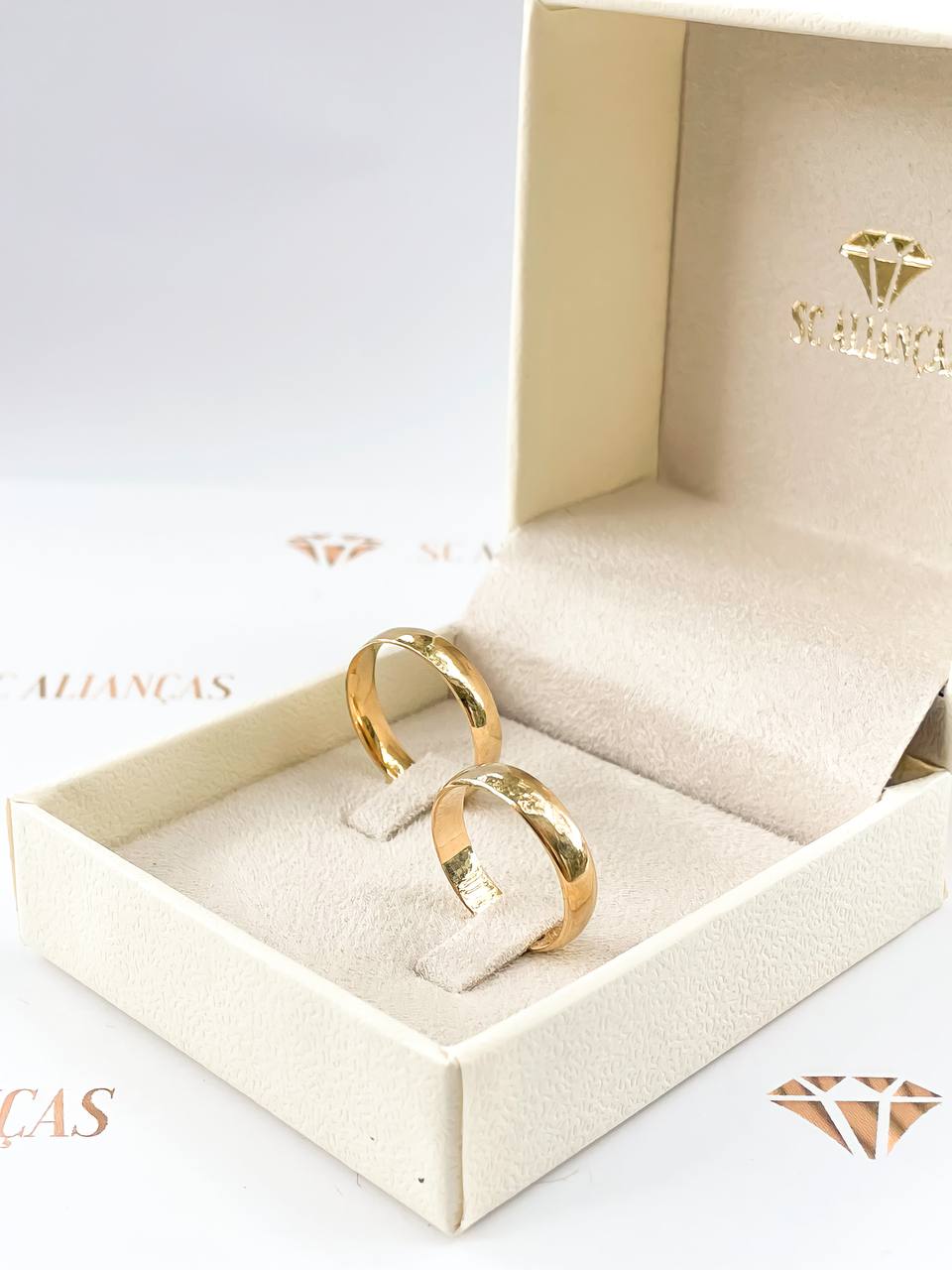 Aliança de Casamento Bali 4mm Ouro 18K