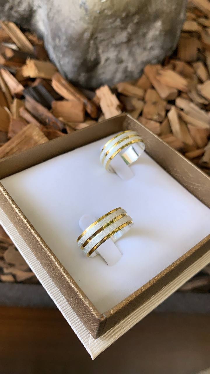 Alianças de Namoro Prata com Flash de Ouro  -  João Pessoa  7mm